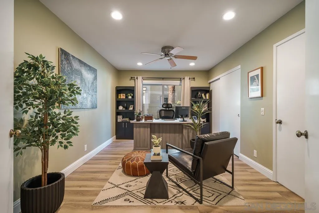 3121 Evening Way, Unit B La Jolla, CA 92037 - Photo 26 of 56