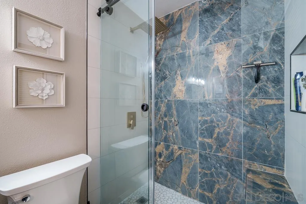 3121 Evening Way, Unit B La Jolla, CA 92037 - Photo 33 of 56