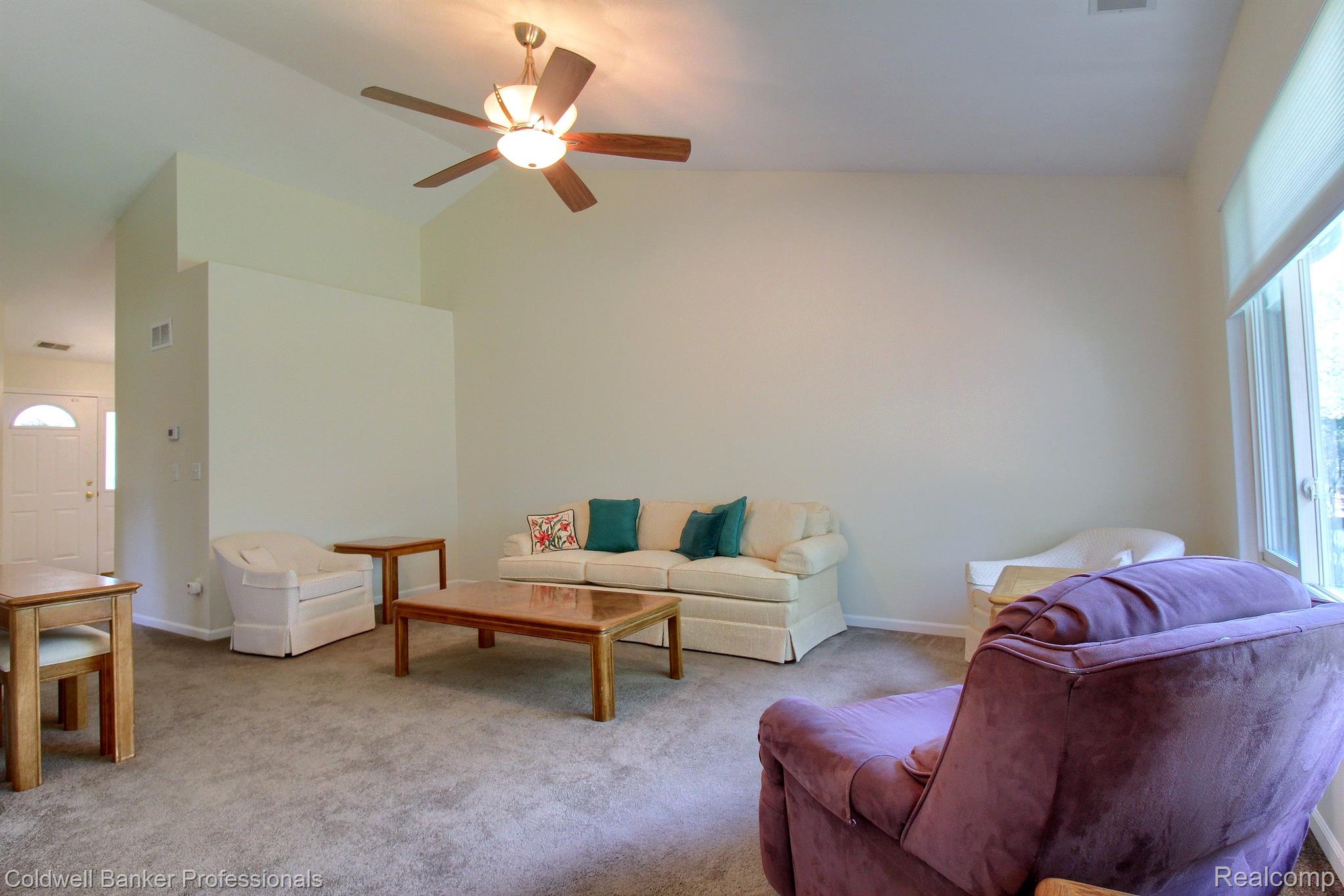 46144 Reedgrass Lane Belleville, MI 48111 - Photo 8 of 29 Gallery Image 8
