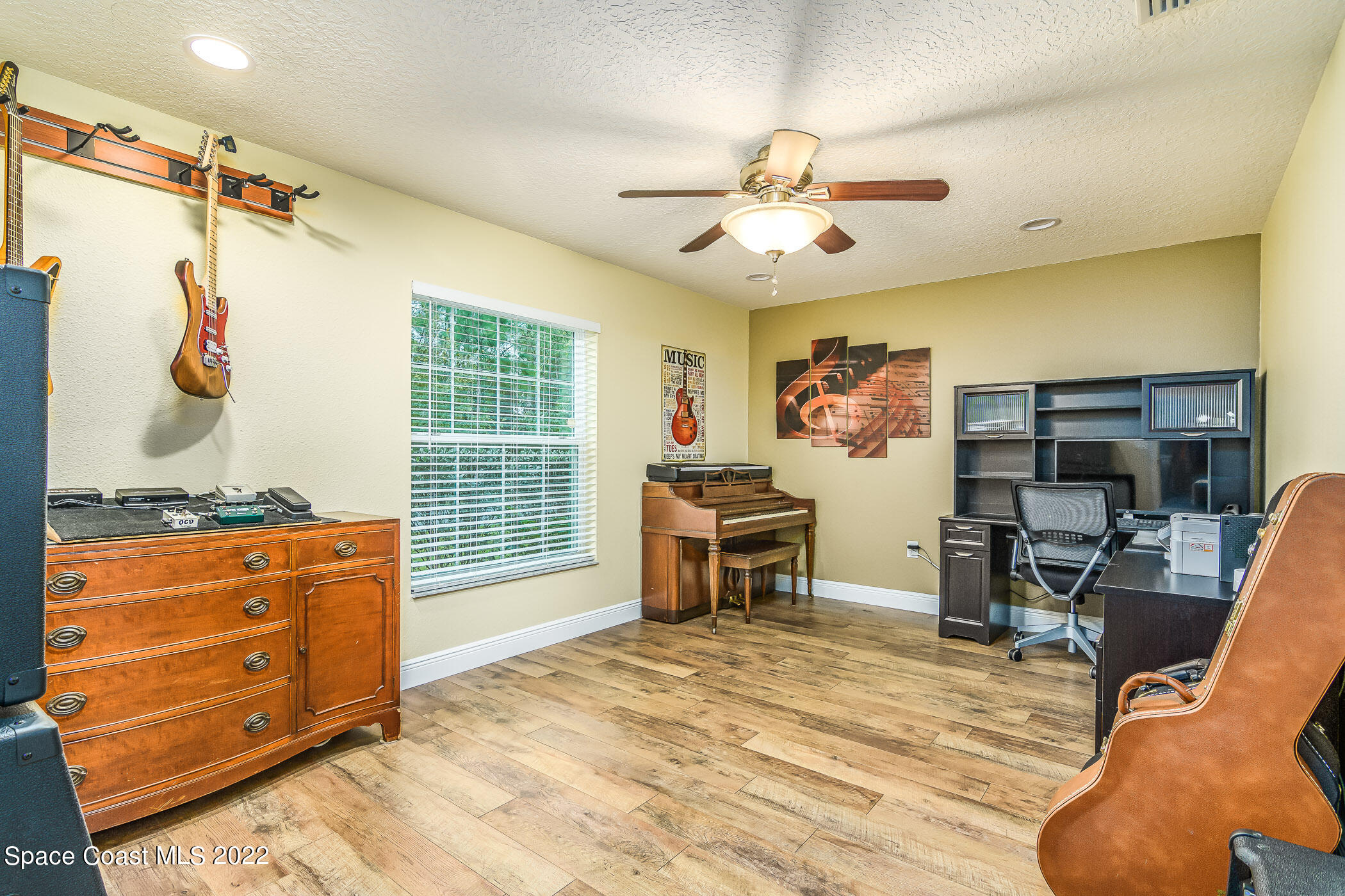 3268 Reef Road Southeast Palm Bay, FL 32909 - Photo 5 of 39 Bonus rm or 5th bdrm