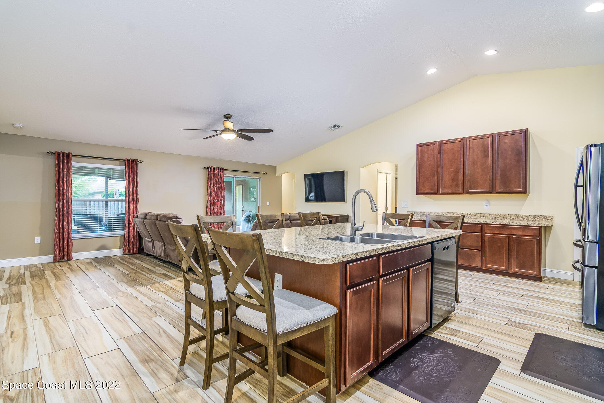 3268 Reef Road Southeast Palm Bay, FL 32909 - Photo 6 of 39 Breakfast bar