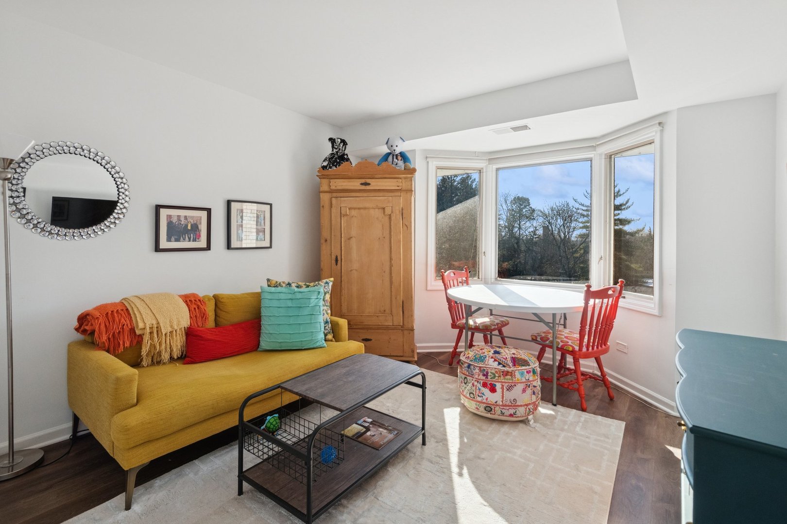 235 Ridge Road, Unit 4J Wilmette, IL 60091 - Photo 12 of 17