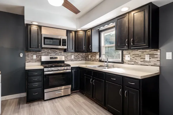 $165,000 | 3000 Hanson Street, Rockford, IL 61109