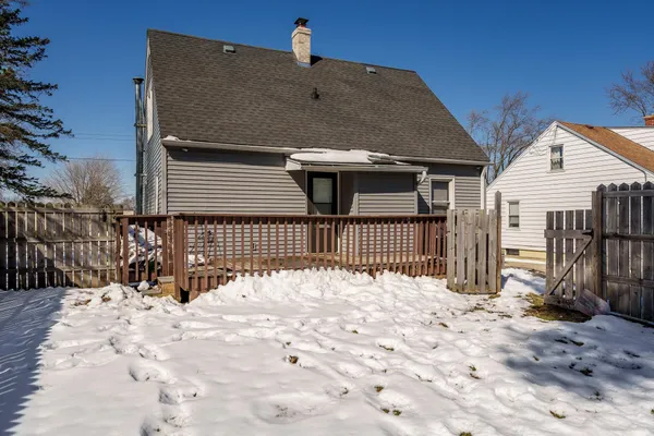 $165,000 | 3000 Hanson Street, Rockford, IL 61109