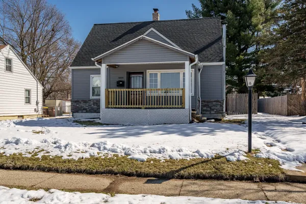 $165,000 | 3000 Hanson Street, Rockford, IL 61109