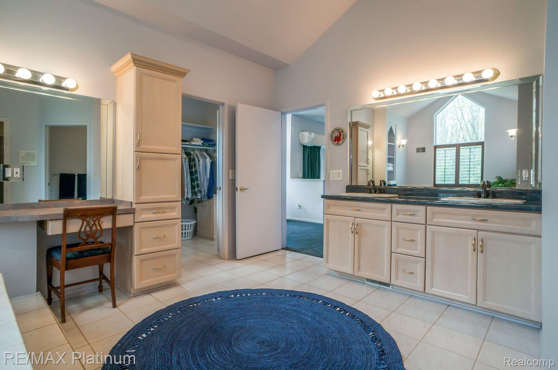 4040 Cullen Road Fenton, MI 48430 - Photo 23 of 36 19.jpg
