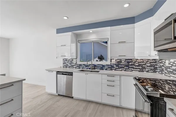 $7,800 | 4023 Calle Mayo, San Clemente, CA 92673