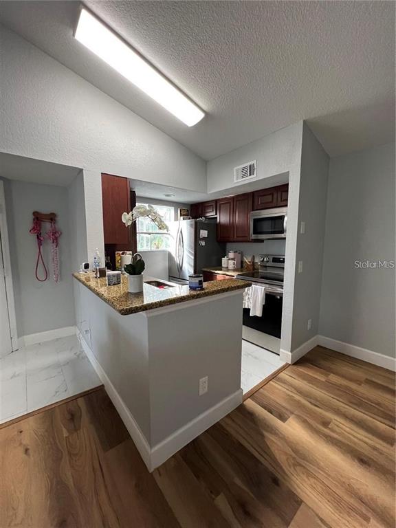 5168 Conroy Road, Unit 28 Orlando, FL 32811 - Photo 3 of 14