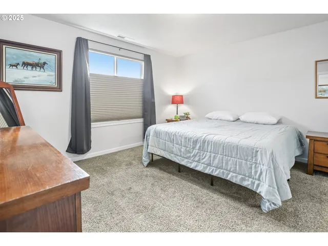 $499,000 | 1871 Southeast Academy Street, Dallas, OR 97338