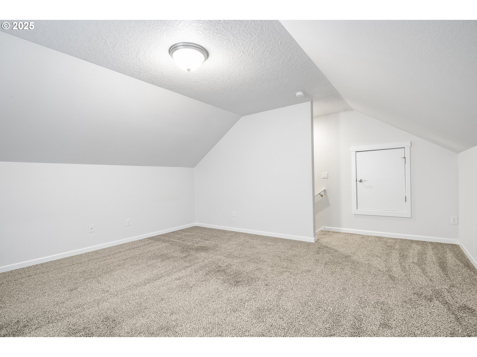 1871 Southeast Academy Street Dallas, OR 97338 - Photo 17 of 24 a view of an empty room