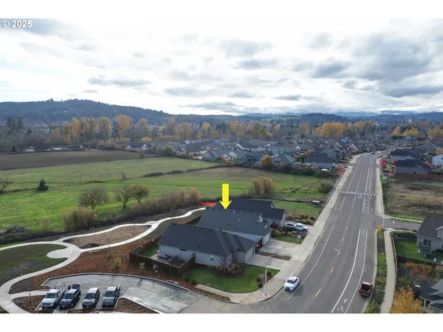 $499,000 | 1871 Southeast Academy Street, Dallas, OR 97338