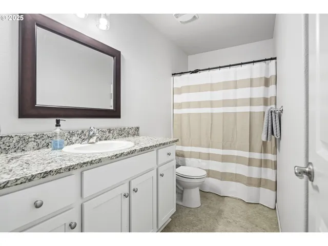 $499,000 | 1871 Southeast Academy Street, Dallas, OR 97338