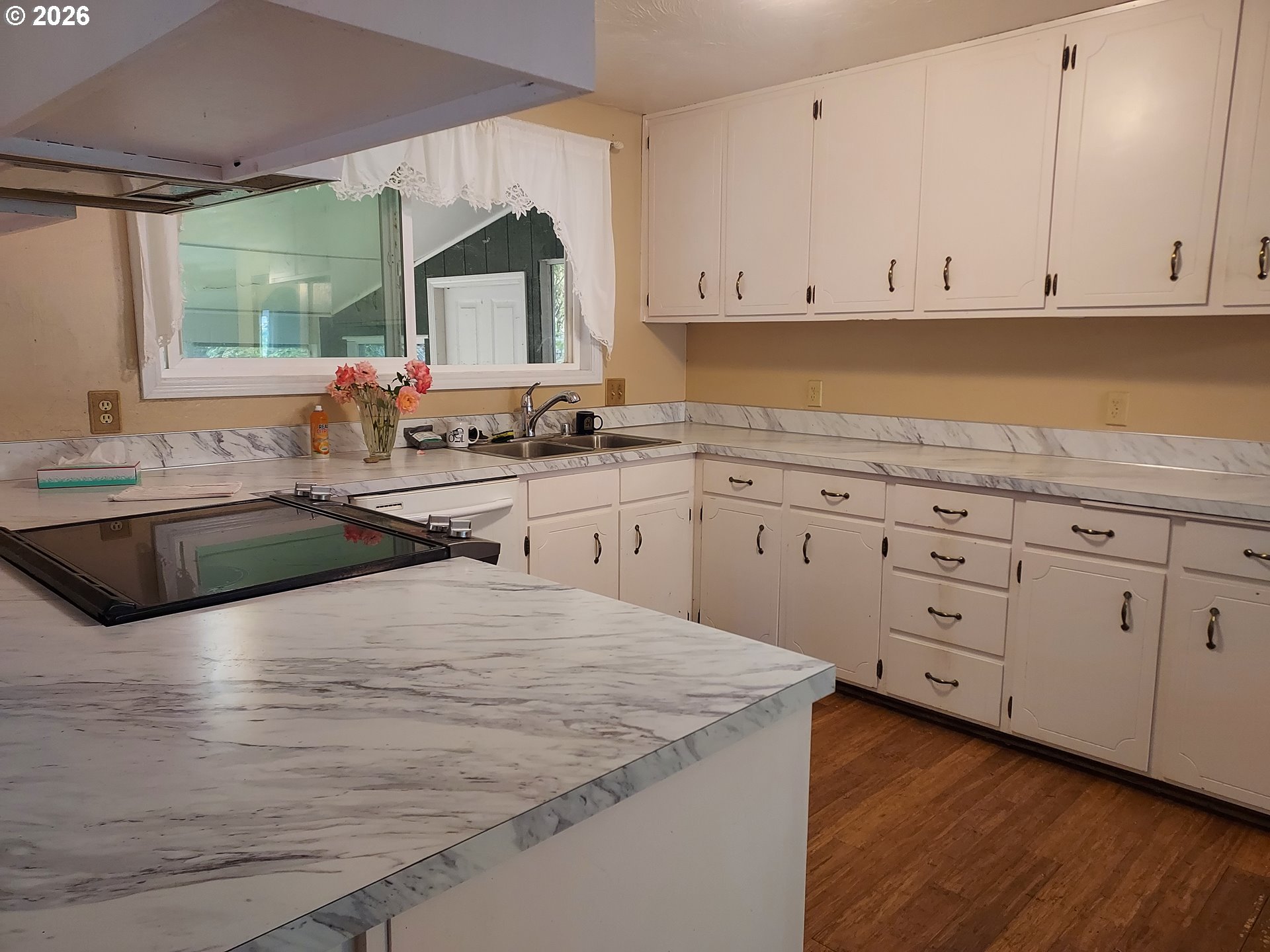 3995 Josh Street Eugene, OR 97402 - Photo 8 of 14