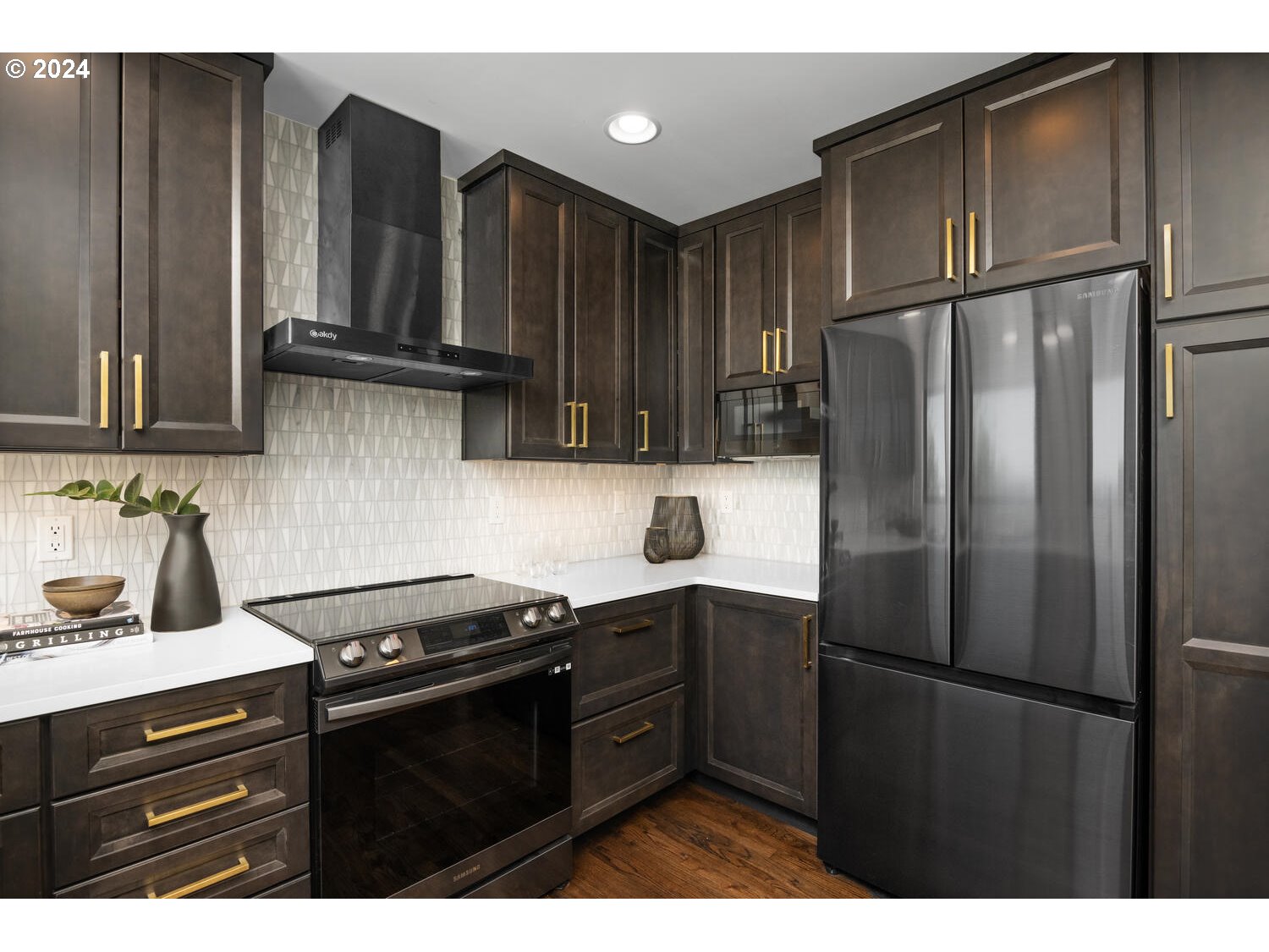 2747 Northwest Cornell Road Portland, OR 97210 - Photo 13 of 48 Kitchen