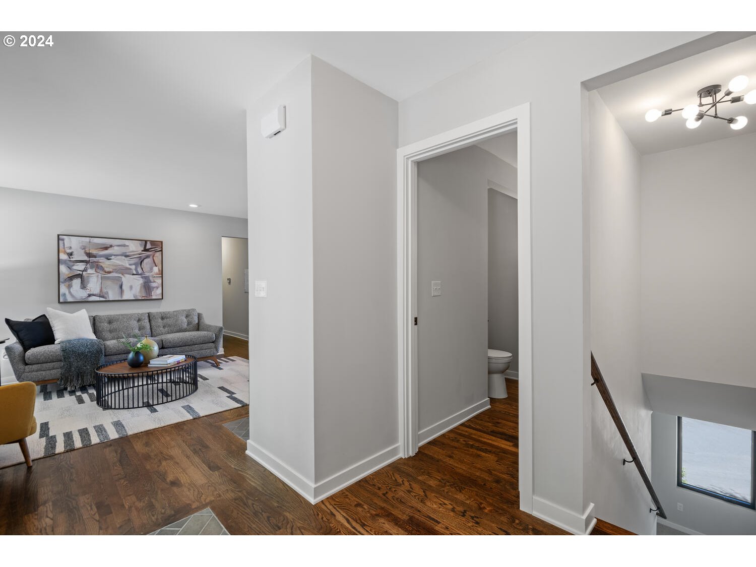 2747 Northwest Cornell Road Portland, OR 97210 - Photo 25 of 48 Hallway