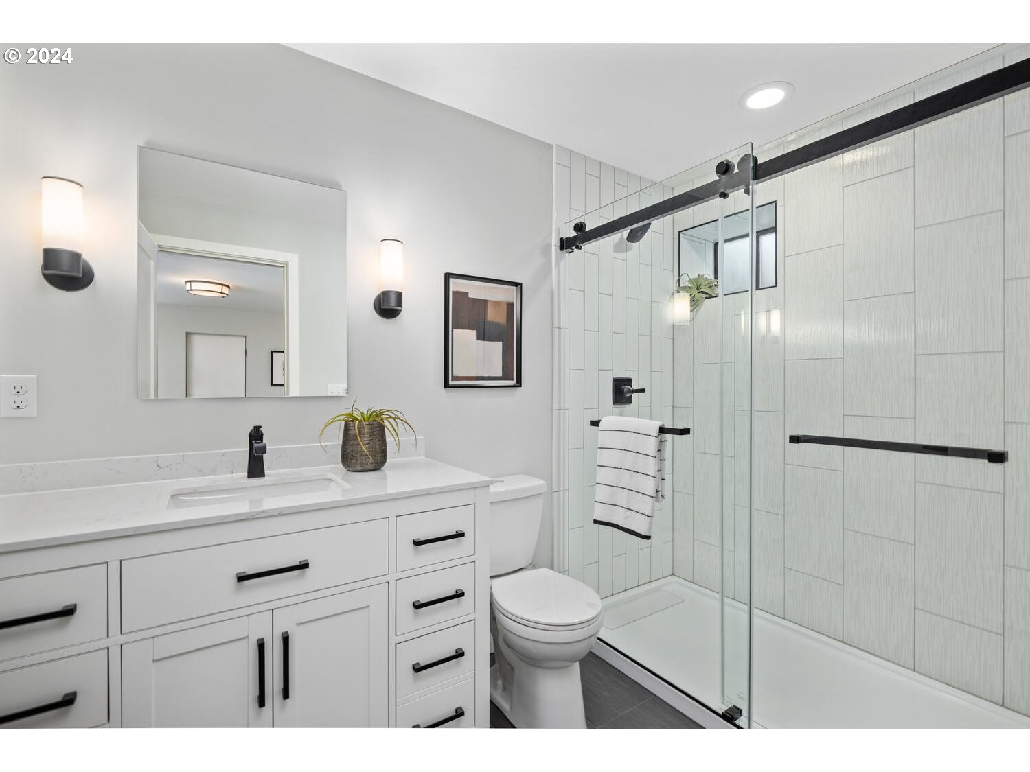 2747 Northwest Cornell Road Portland, OR 97210 - Photo 33 of 48 Bathroom, Attached