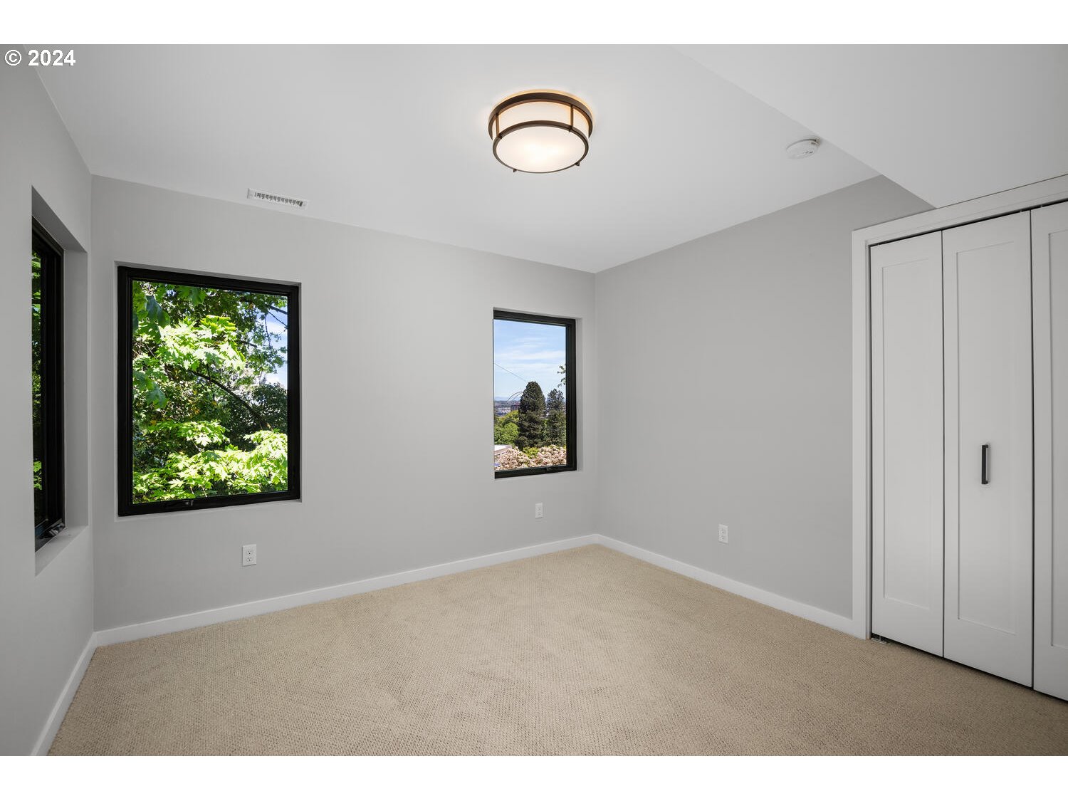 2747 Northwest Cornell Road Portland, OR 97210 - Photo 36 of 48 Bedroom