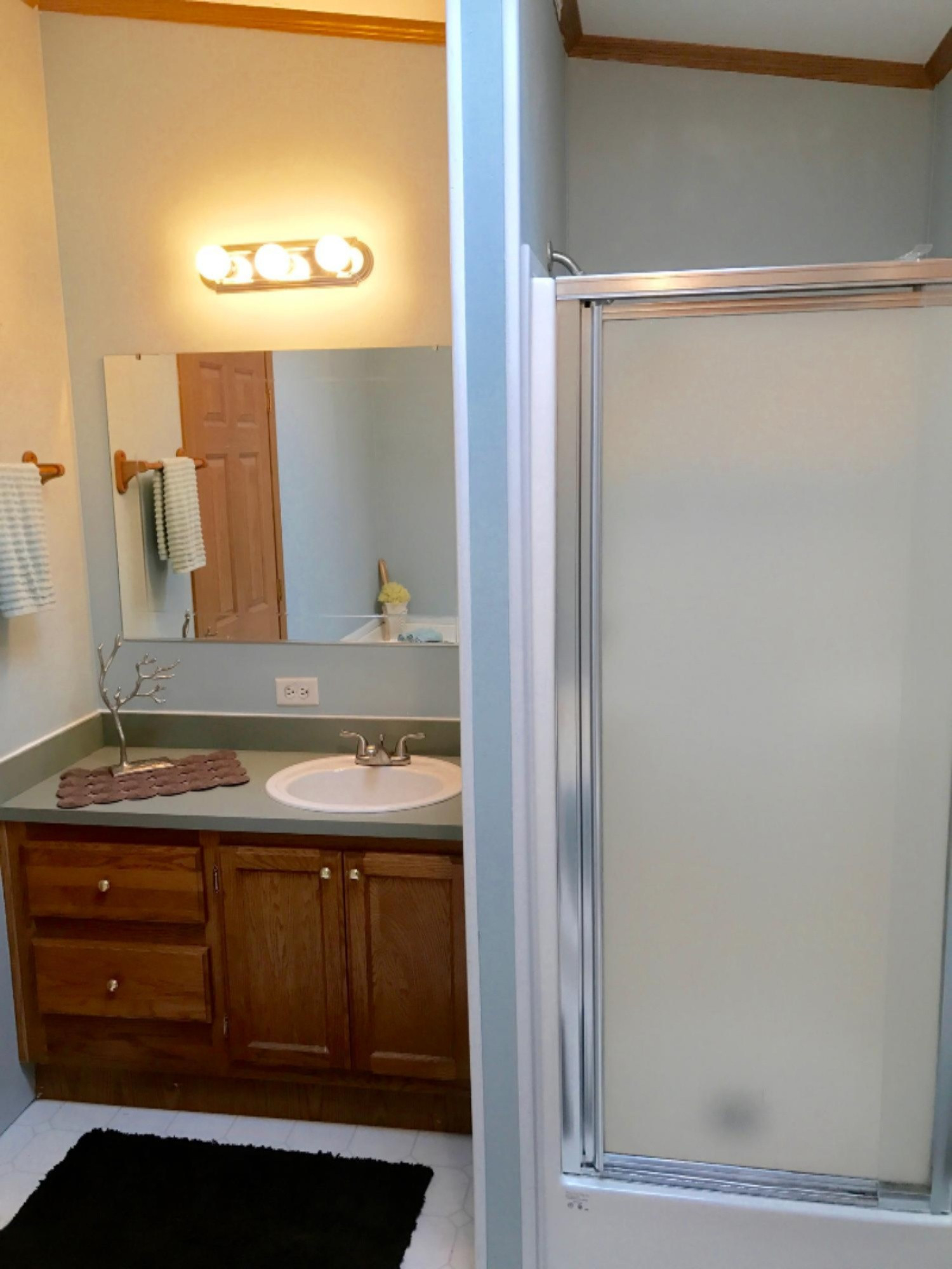 2020 Bell Road Niles, MI 49120 - Photo 21 of 26 Master Bath