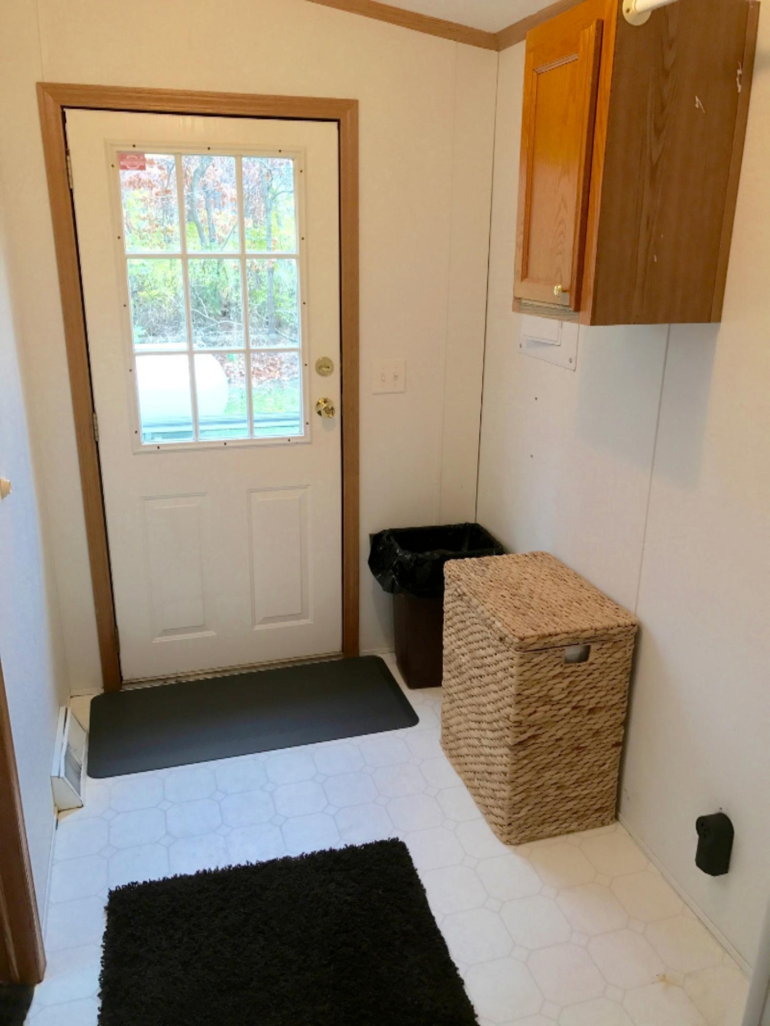 2020 Bell Road Niles, MI 49120 - Photo 24 of 26 Mudroom