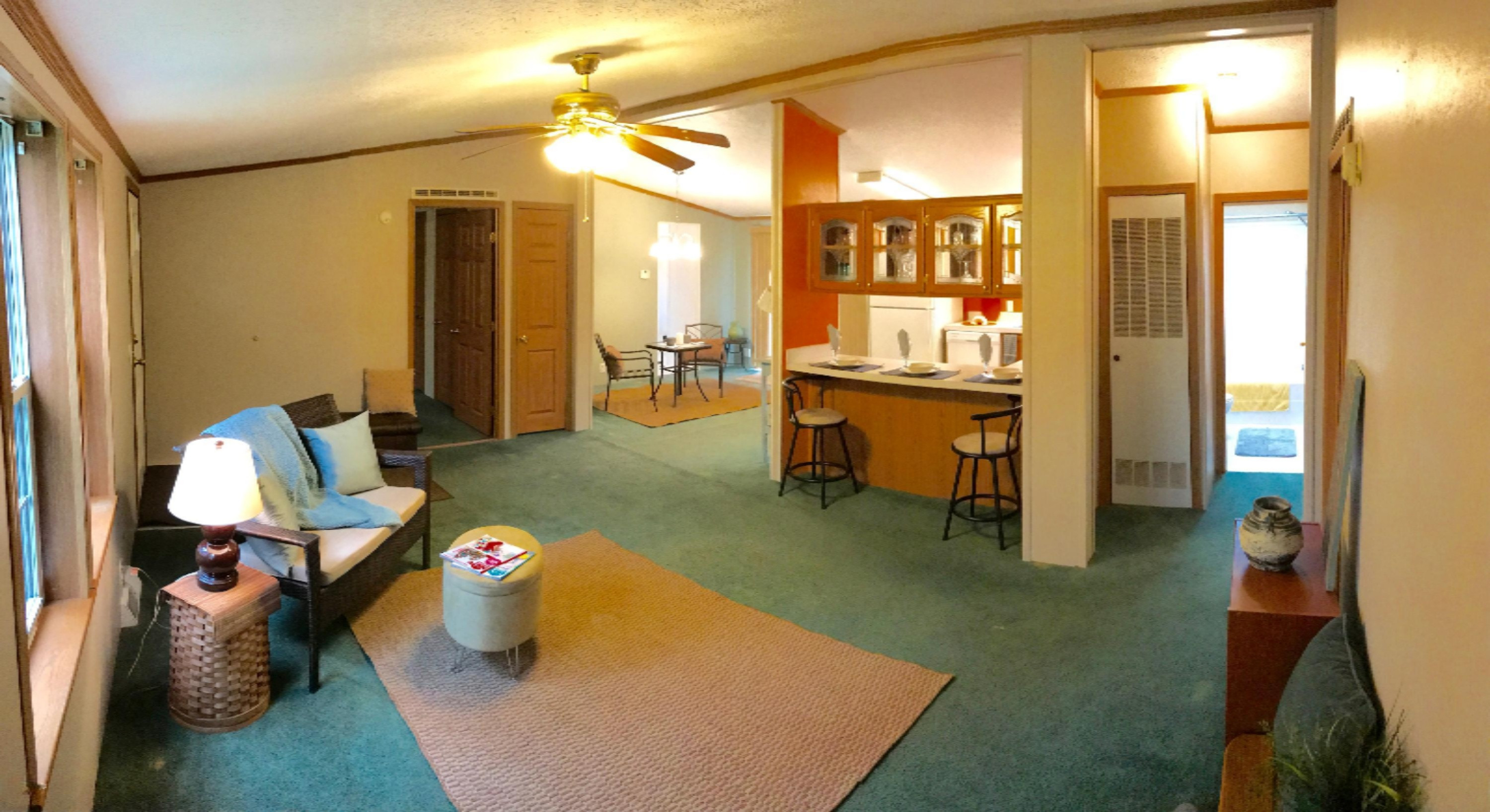 2020 Bell Road Niles, MI 49120 - Photo 10 of 26 Living Room