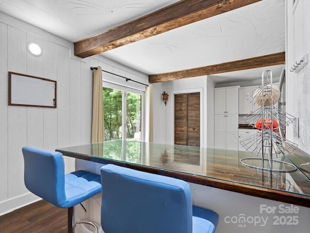 167 Simmons Ridge Road Spruce Pine, NC 28777 - Photo 8 of 44 a room with furniture and a window