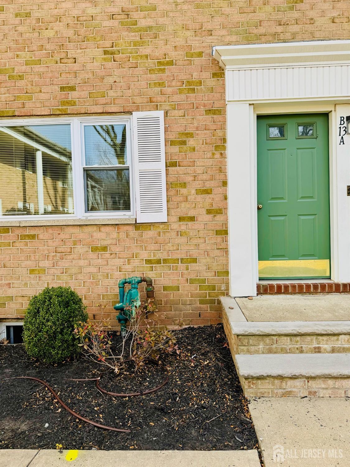 160 Evergreen Road, Unit 13A Edison, NJ 08837 - Photo 1 of 21 Gallery Image 1