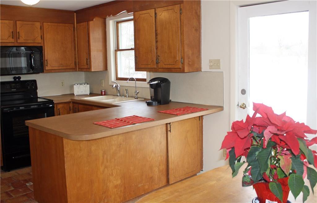 32 Elkins Road Gorham, ME 04038 - Photo 4 of 13 Photo