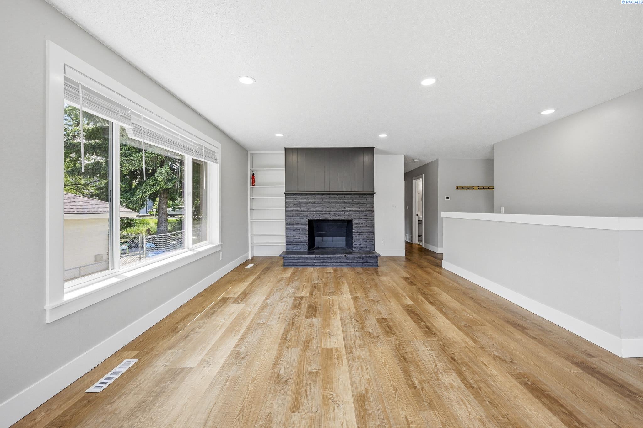 655 Southeast Jackson Street Pullman, WA 99163 - Photo 6 of 36 Gallery Image 6