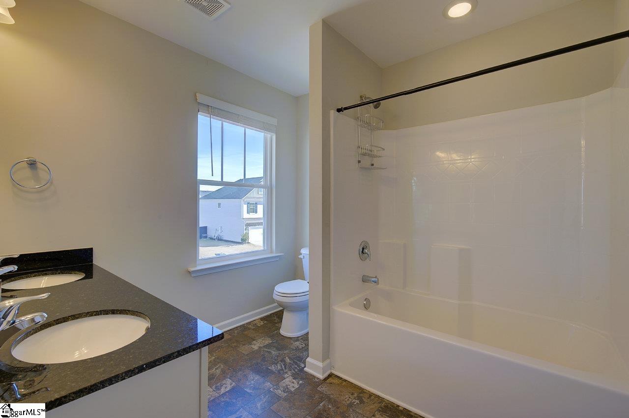 810 Camberwell Road Simpsonville, SC 29680 - Photo 29 of 33