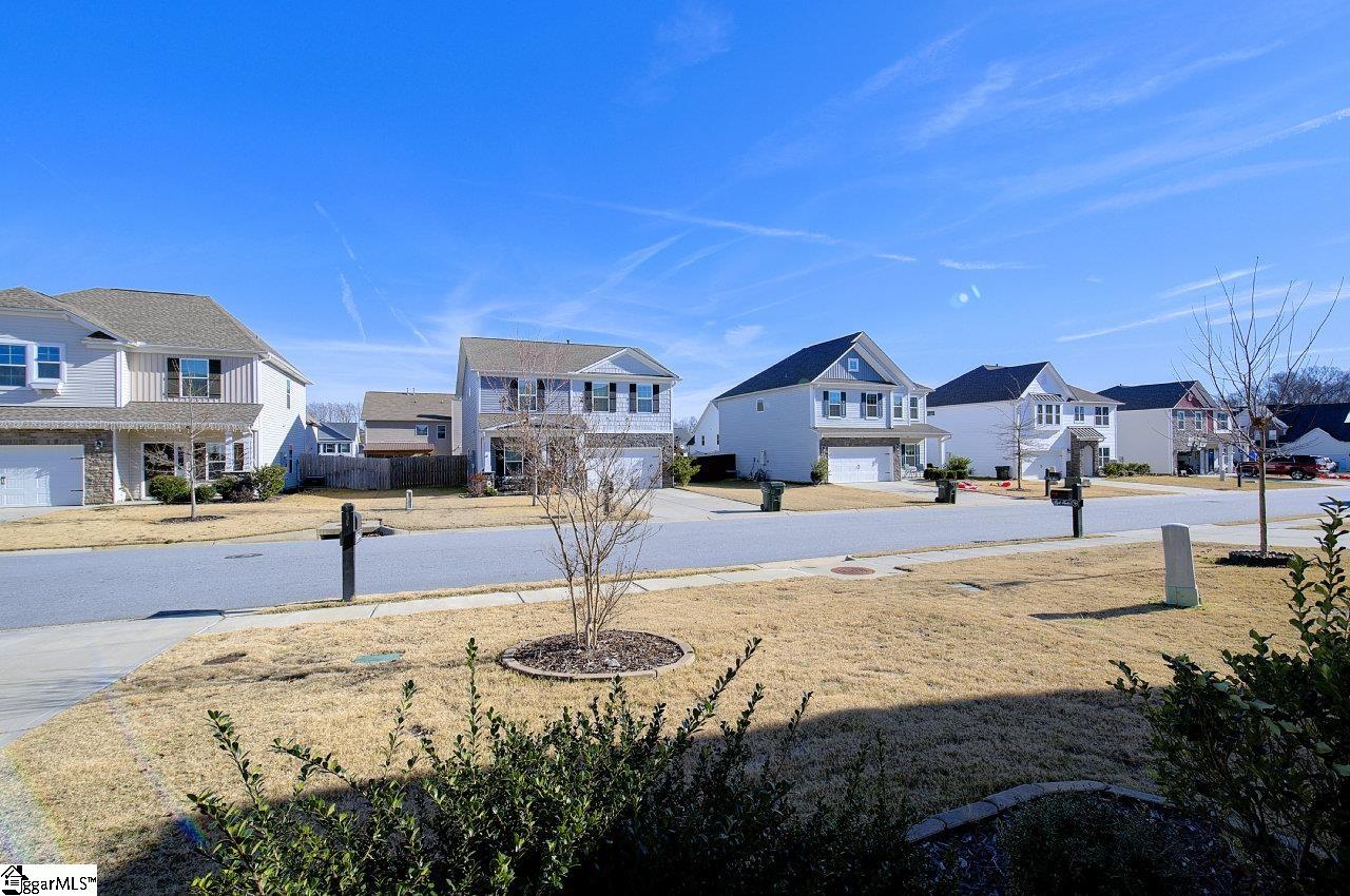 810 Camberwell Road Simpsonville, SC 29680 - Photo 4 of 33