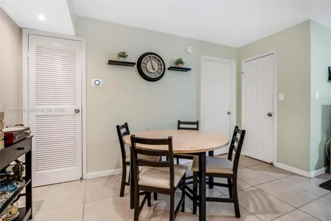 $199,000 | 875 Riverside Drive, Unit 712, Coral Springs, FL 33071