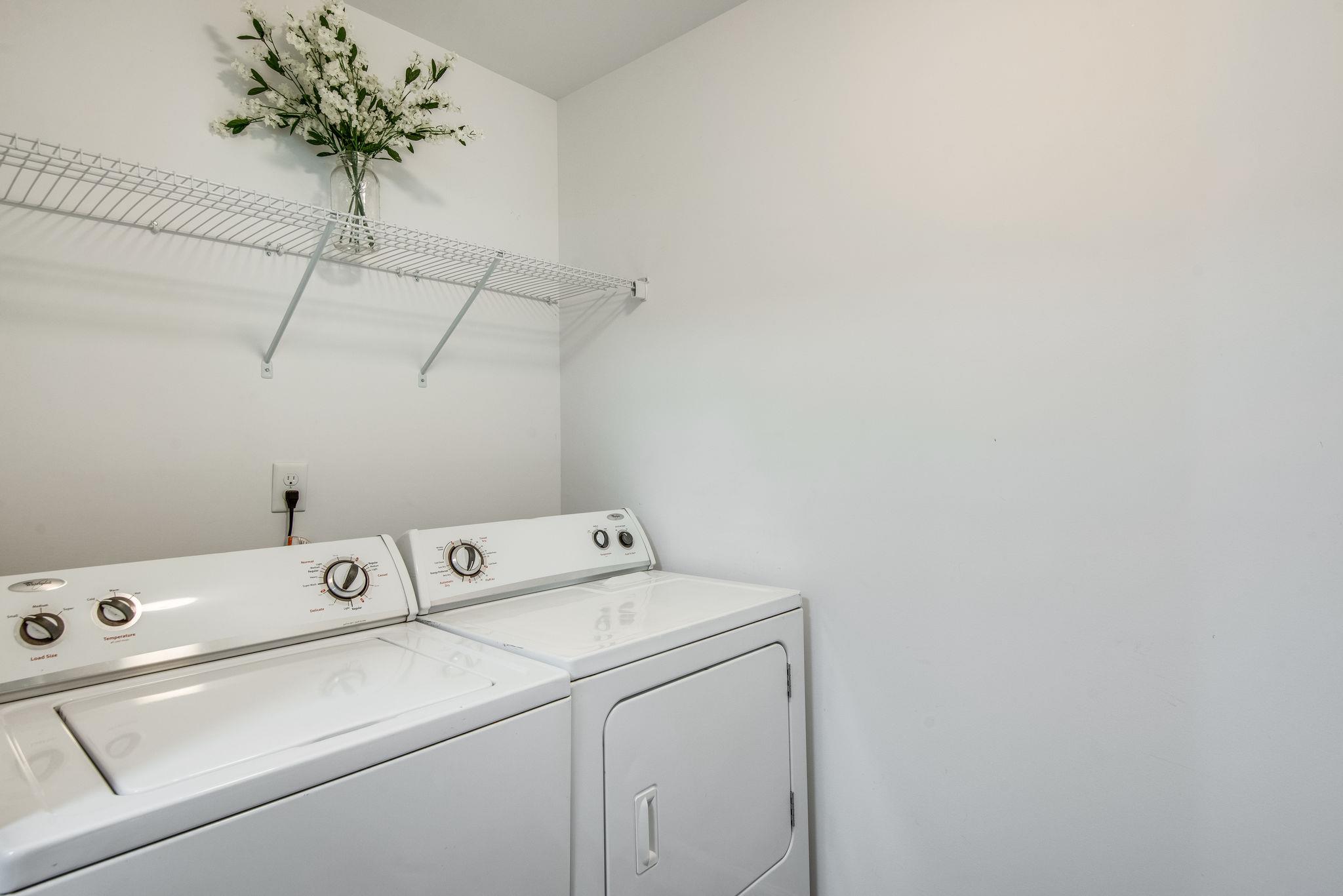 992 Hooper Road Charlotte, TN 37036 - Photo 16 of 27 Spacious Laundry Area