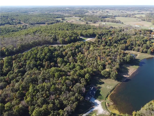 $52,509 | Lot 2 Fraction Point Drive, Warsaw, MO 65355