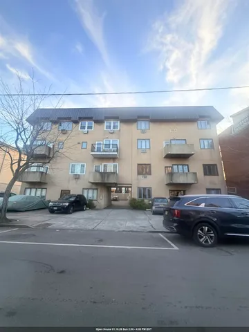 $349,000 | 40-46 West 20th Street, Unit 11, Bayonne, NJ 07002