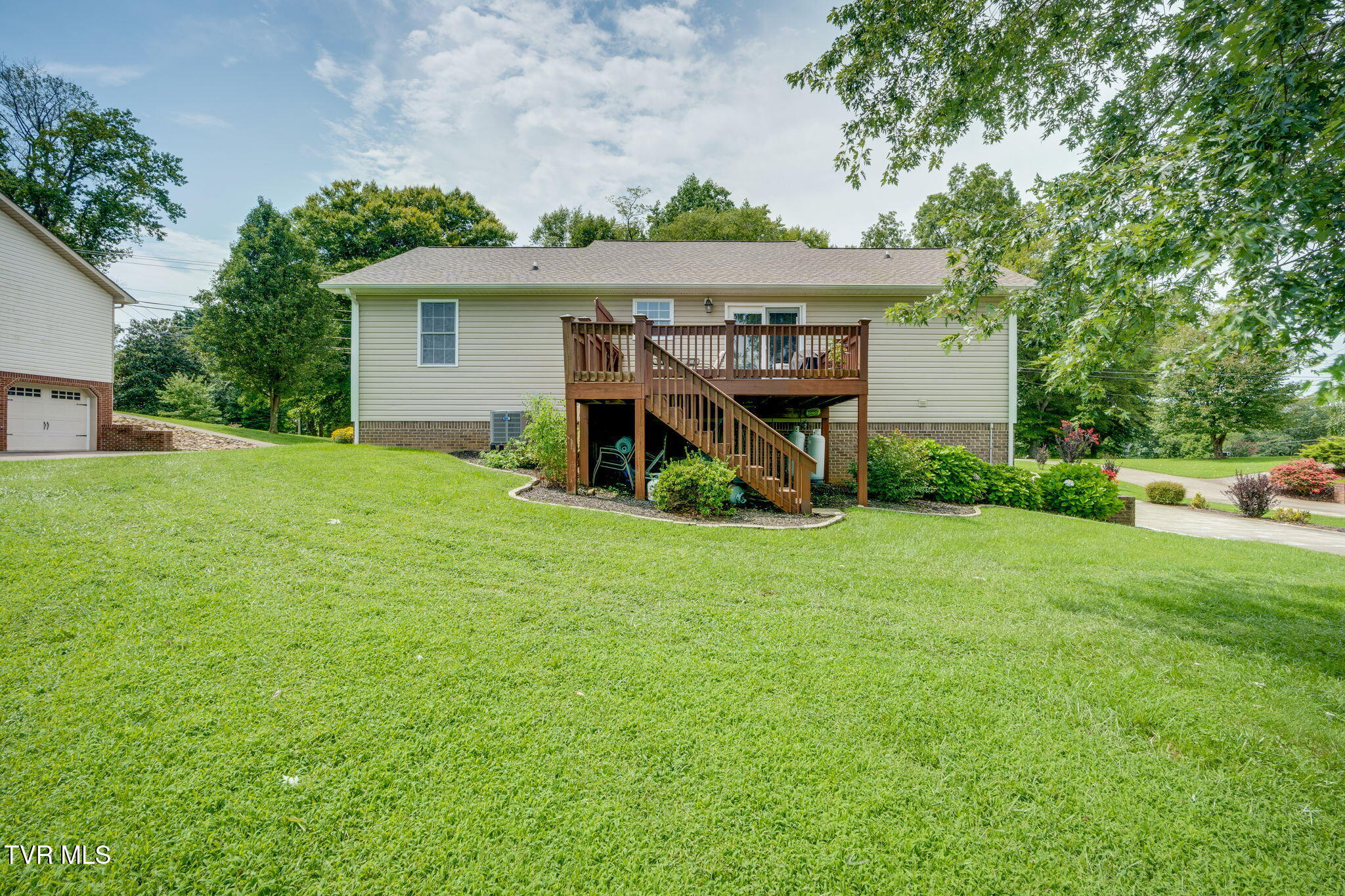 521 Ridgecrest Road Jonesborough, TN 37659 - Photo 24 of 28 028