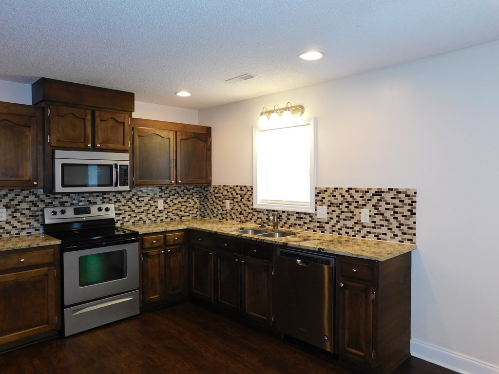 3960 Queen Chapel Road Sumter, SC 29153 - Photo 3 of 29