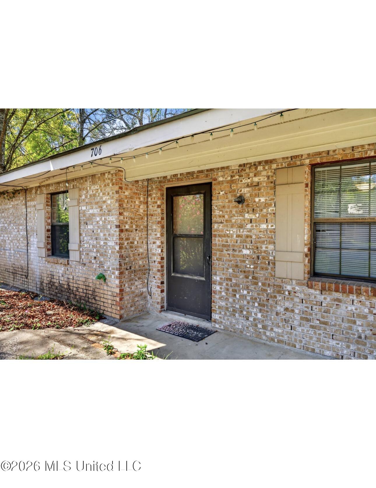 706 Burley Street Picayune, MS 39466 - Photo 5 of 37 IMG_5769