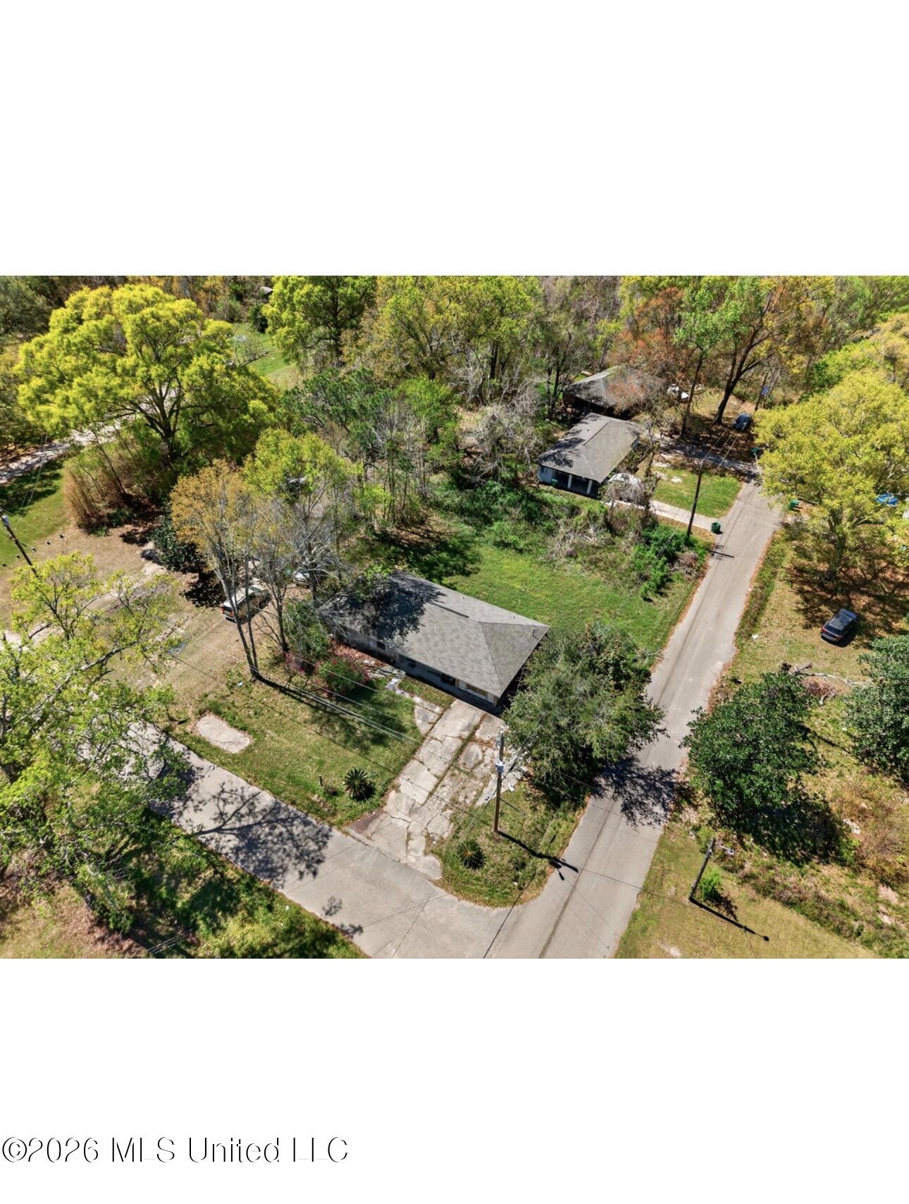 706 Burley Street Picayune, MS 39466 - Photo 10 of 37 IMG_5795