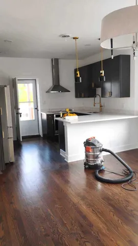 $2,250 | 5011 North Troy Street, Unit 1, Chicago, IL 60625