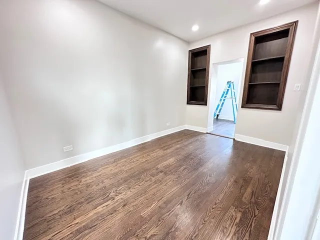 $2,250 | 5011 North Troy Street, Unit 1, Chicago, IL 60625