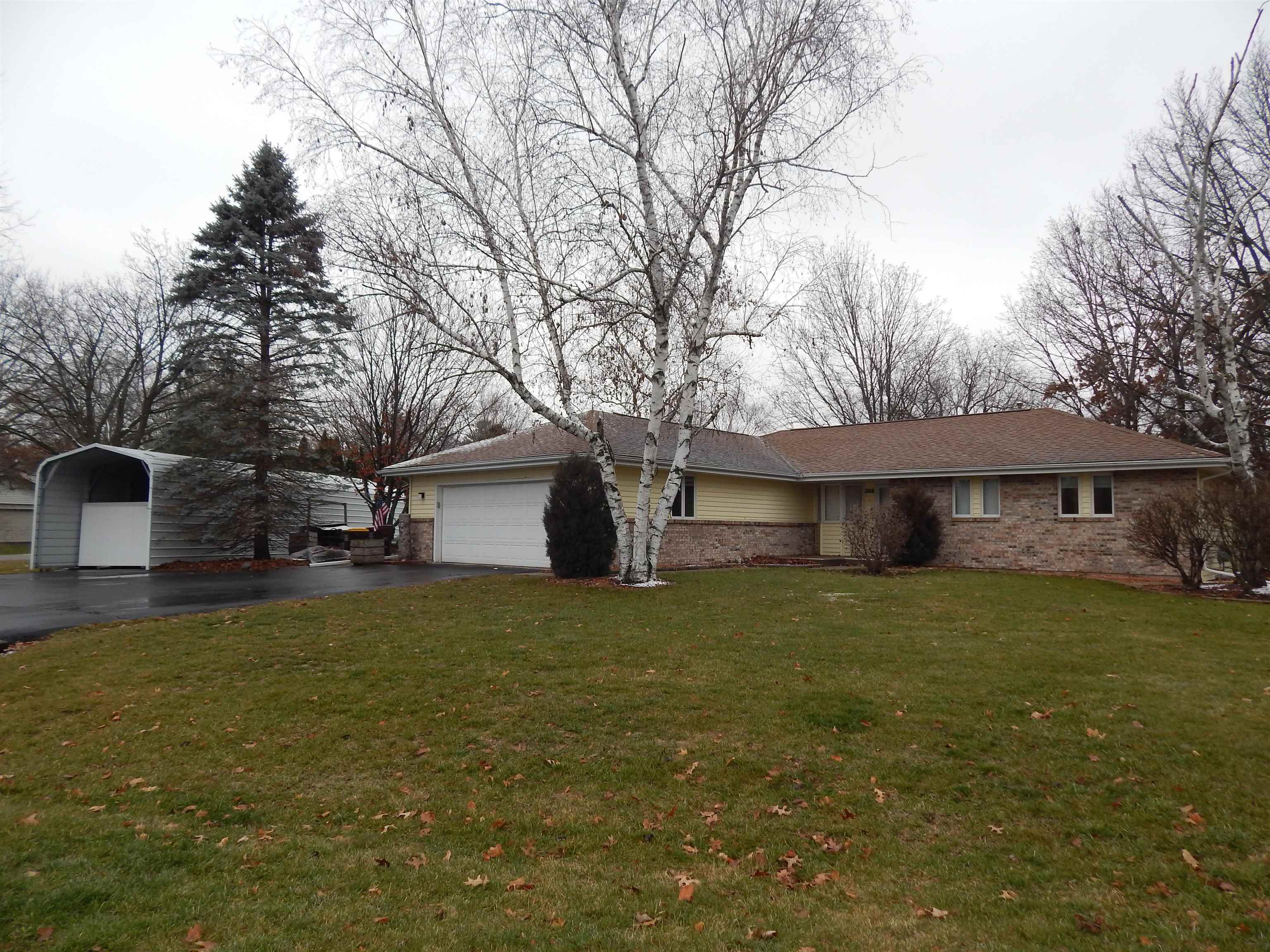 208 Cork Road Rockton, IL 61072 - Photo 1 of 27 Gallery Image 1