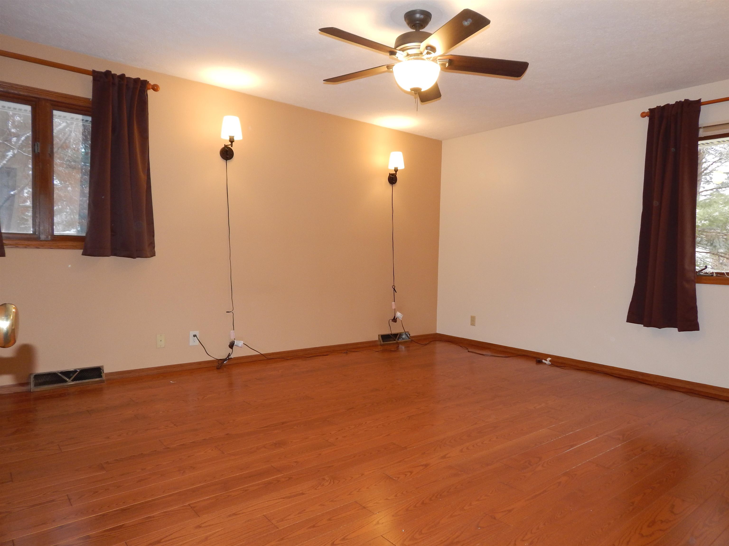 208 Cork Road Rockton, IL 61072 - Photo 19 of 27 Gallery Image 19