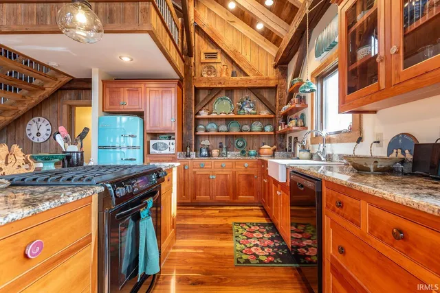 $549,900 | 7534 Shady Side Drive, Bloomington, IN 47401