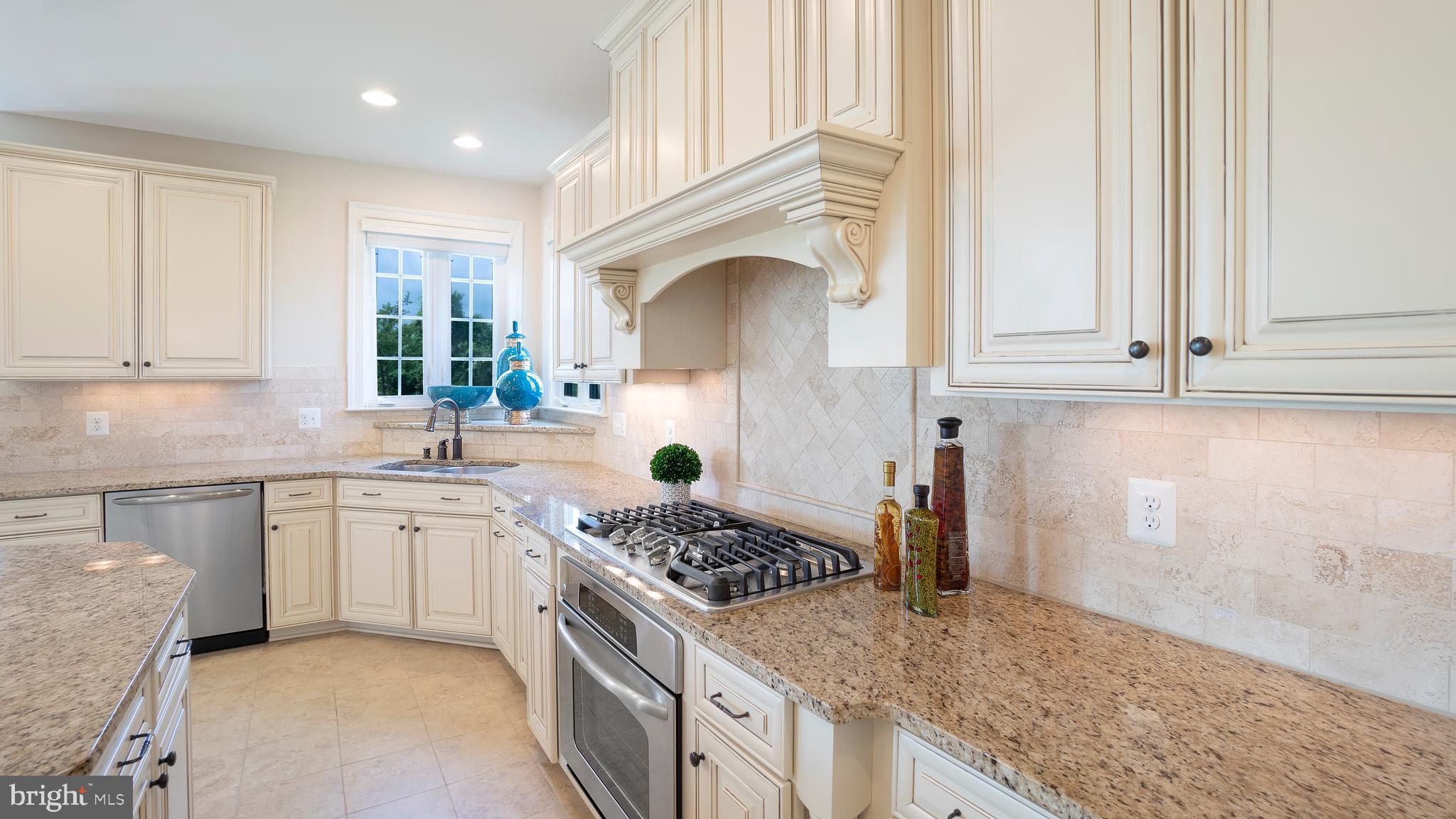 26788 Crusher Drive Chantilly, VA 20152 - Photo 35 of 77