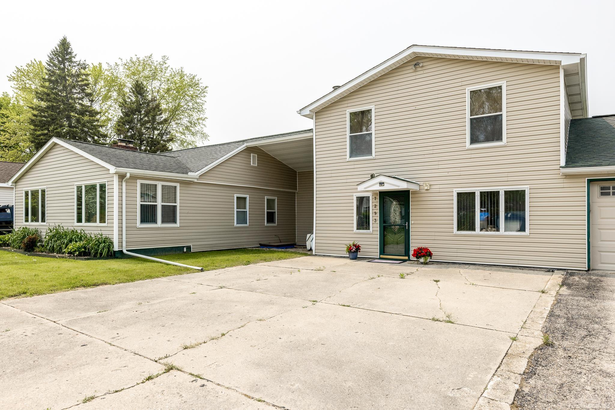 7293 Vine Road Lexington, MI 48450 - Photo 12 of 62