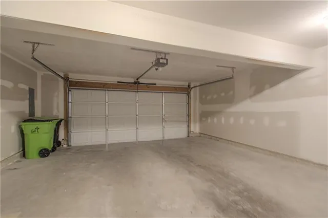 $355,000 | 2908 Erie Park, North Kansas City, MO 64116