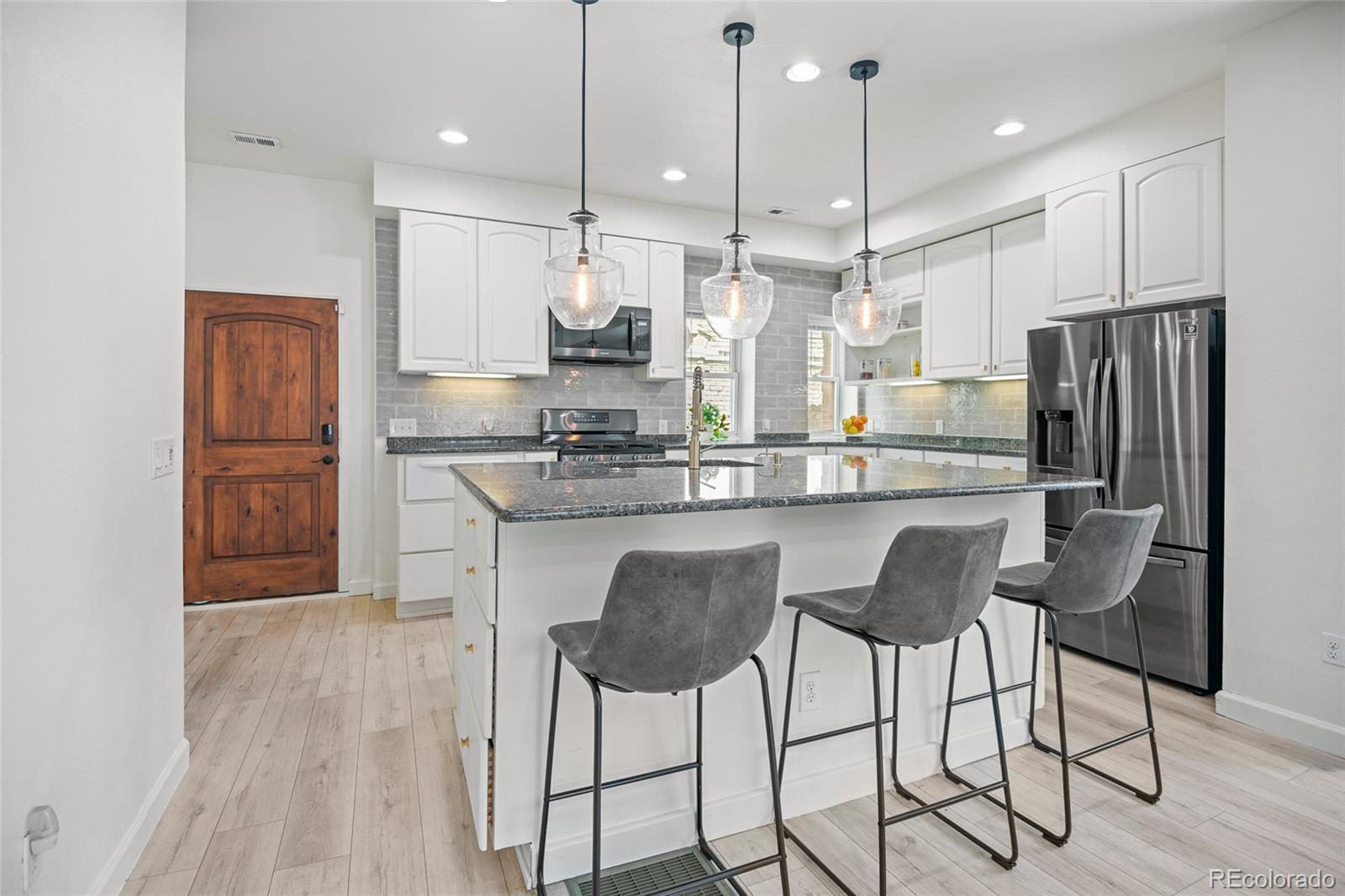 408 Fox Street Denver, CO 80204 - Photo 7 of 28