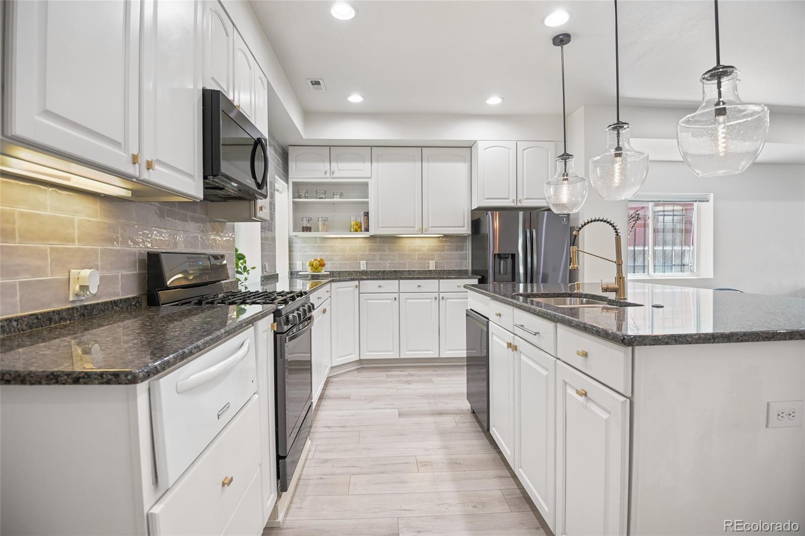 408 Fox Street Denver, CO 80204 - Photo 10 of 28