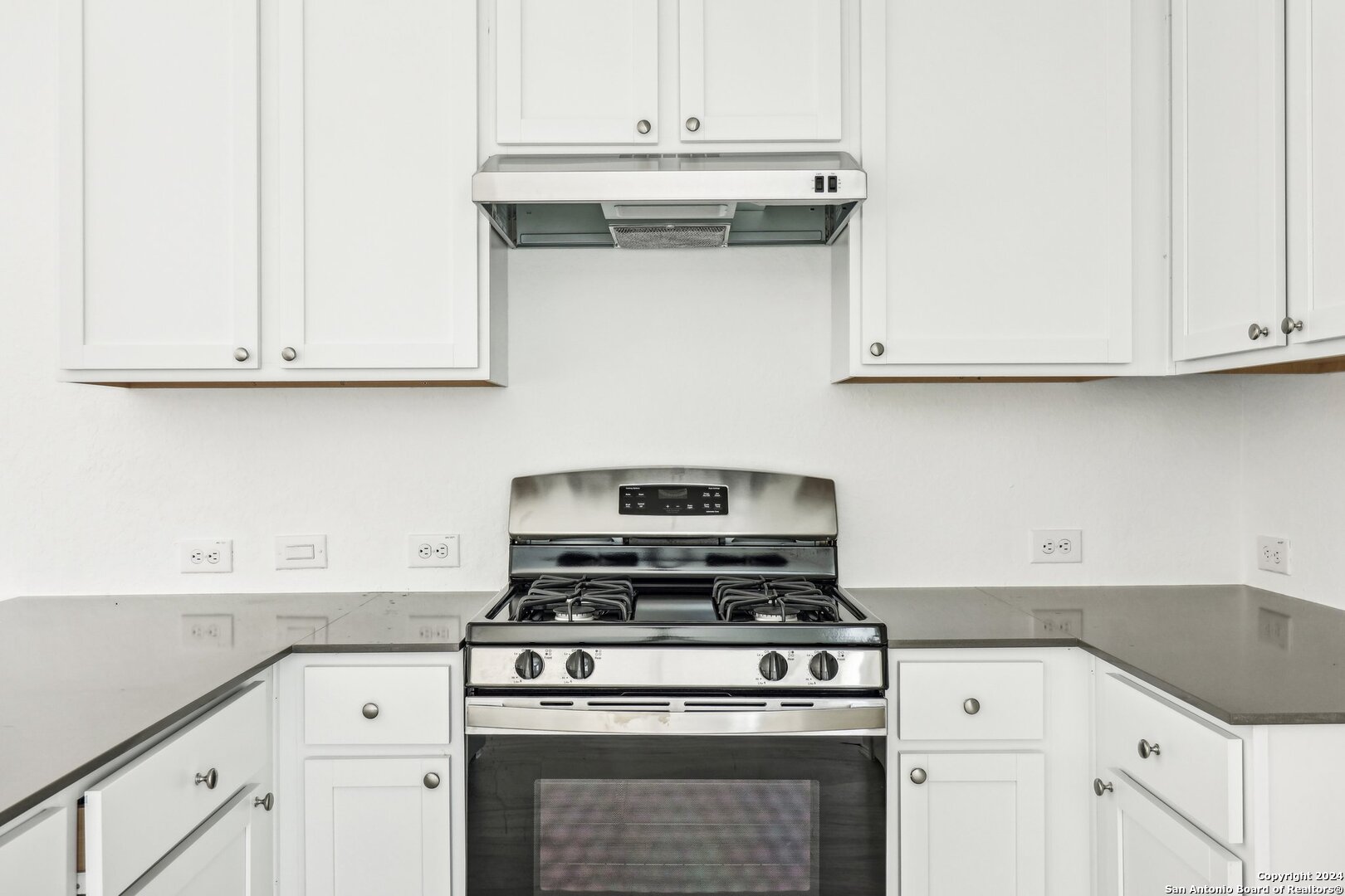 9227 St Jerome Seguin, TX 78155 - Photo 11 of 39