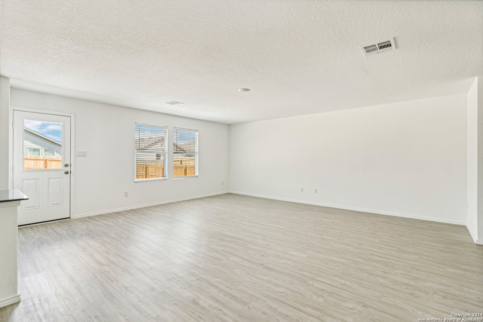 9227 St Jerome Seguin, TX 78155 - Photo 6 of 39